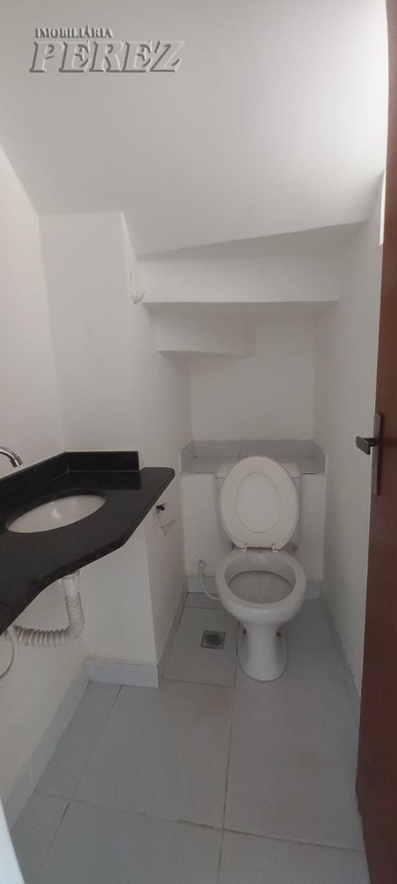 Sobrado à venda, moderno à venda em Londrina - Espaço, conforto e ótimo acabamento! - Foto 14