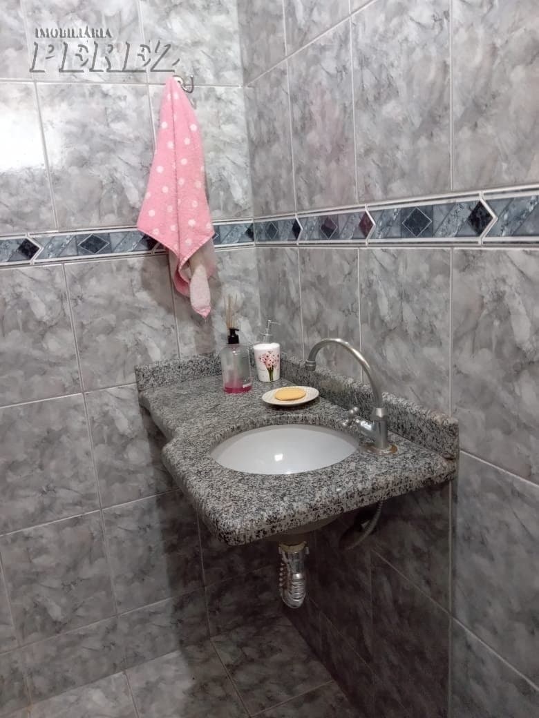 Casa, de 4 quartos, 160 m² à venda no Jardim Albatroz - Londrina/PR - Foto 5
