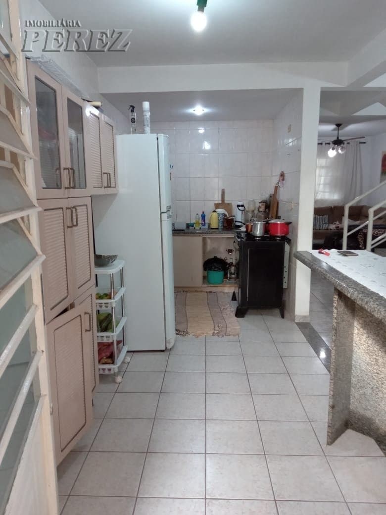 Casa, de 4 quartos, 160 m² à venda no Jardim Albatroz - Londrina/PR - Foto 14