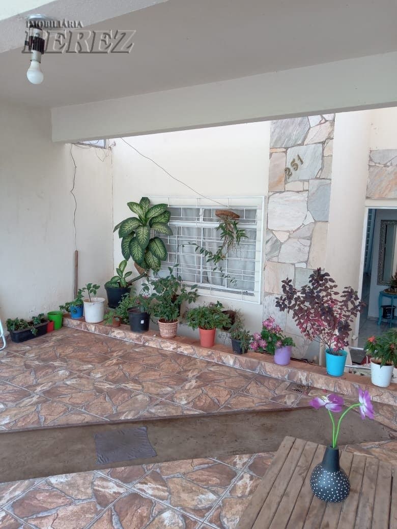 Casa, de 4 quartos, 160 m² à venda no Jardim Albatroz - Londrina/PR - Foto 25