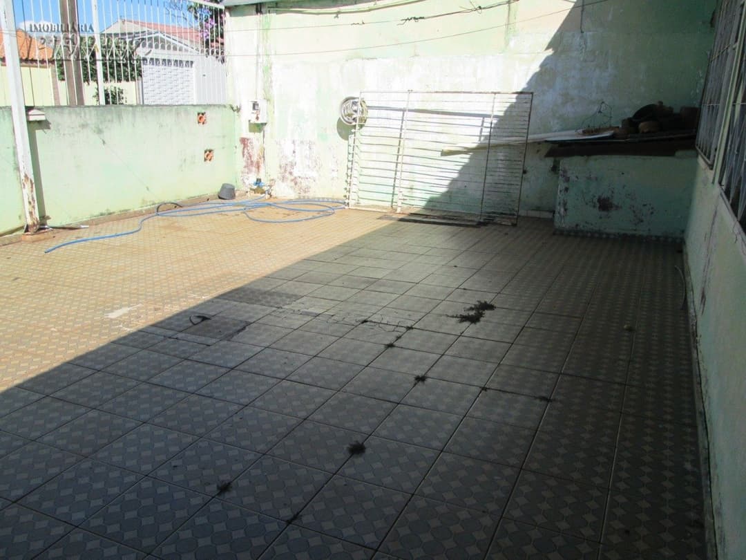 Casa, de 3 quartos, 153.09 m² à venda no Conjunto Habitacional Maria Cecília Serrano De Oliveira - Londrina/PR - Foto 2