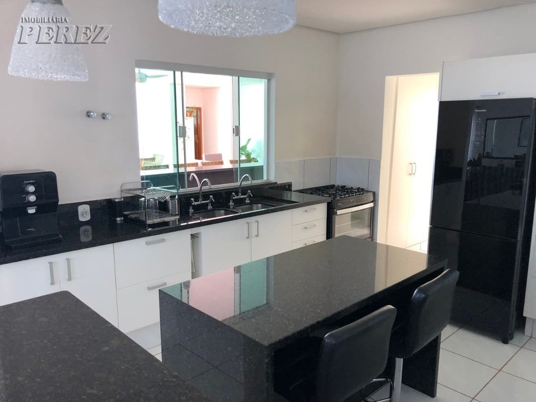 Sobrado, de 4 quartos, 420 m² à venda no Tucano - Londrina/PR - Foto 8