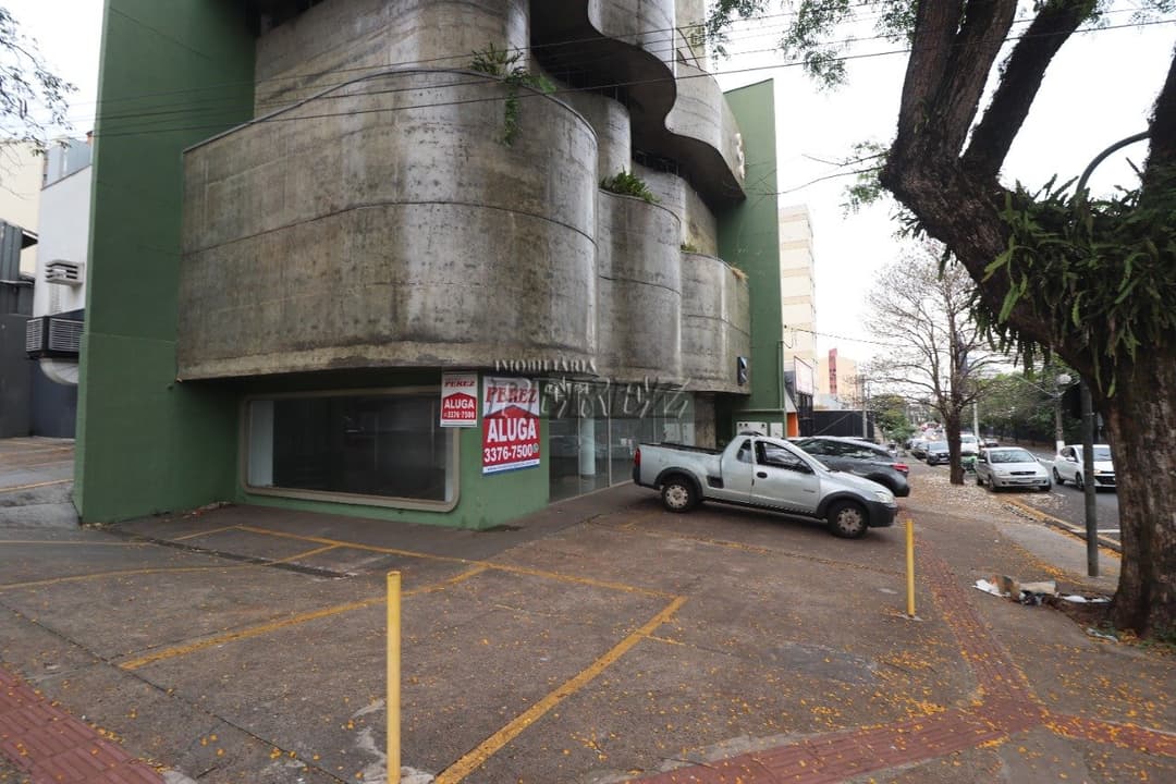 Loja comercial na avenida Juscelino Kubitscheck  esquina  no centro - Foto 23