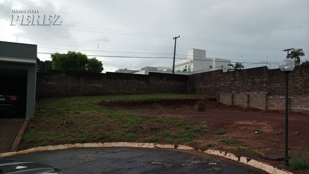 Terrenos no Petit Ville à venda no Jardim Itatiaia 2 - Londrina/PR - Foto 3