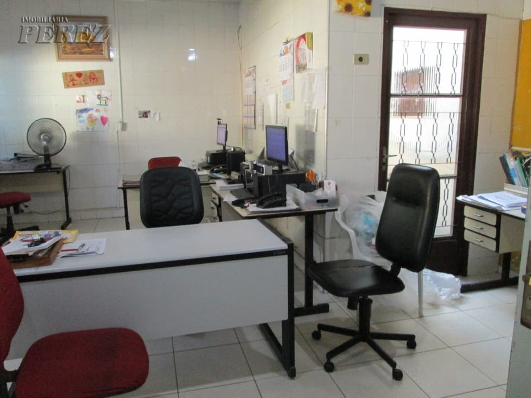 Casa comercial, 541.36 m² à venda no San Conrado - Londrina/PR - Foto 6