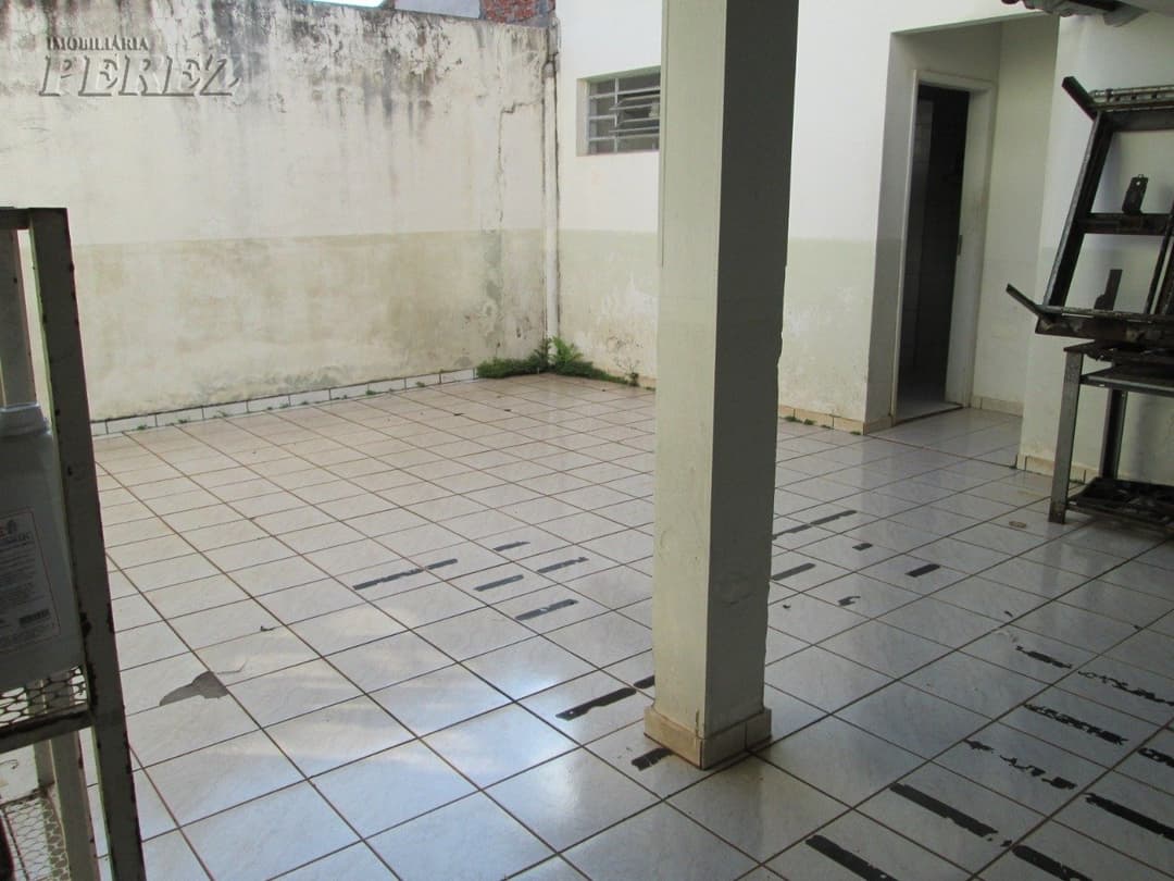 Casa comercial, 541.36 m² à venda no San Conrado - Londrina/PR - Foto 16