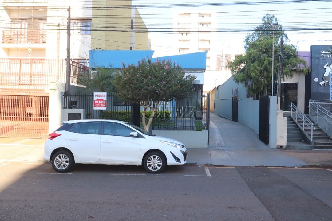 Casa, de 3 quartos, 223 m² à venda no Centro - Londrina/PR - Foto 8