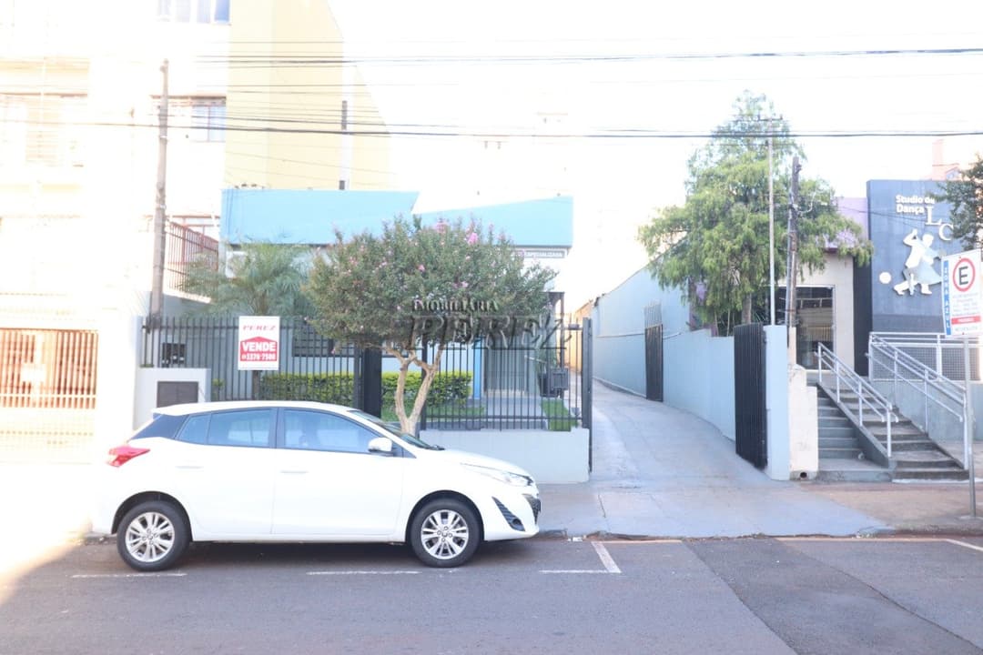 Casa, de 3 quartos, 223 m² à venda no Centro - Londrina/PR - Foto 9