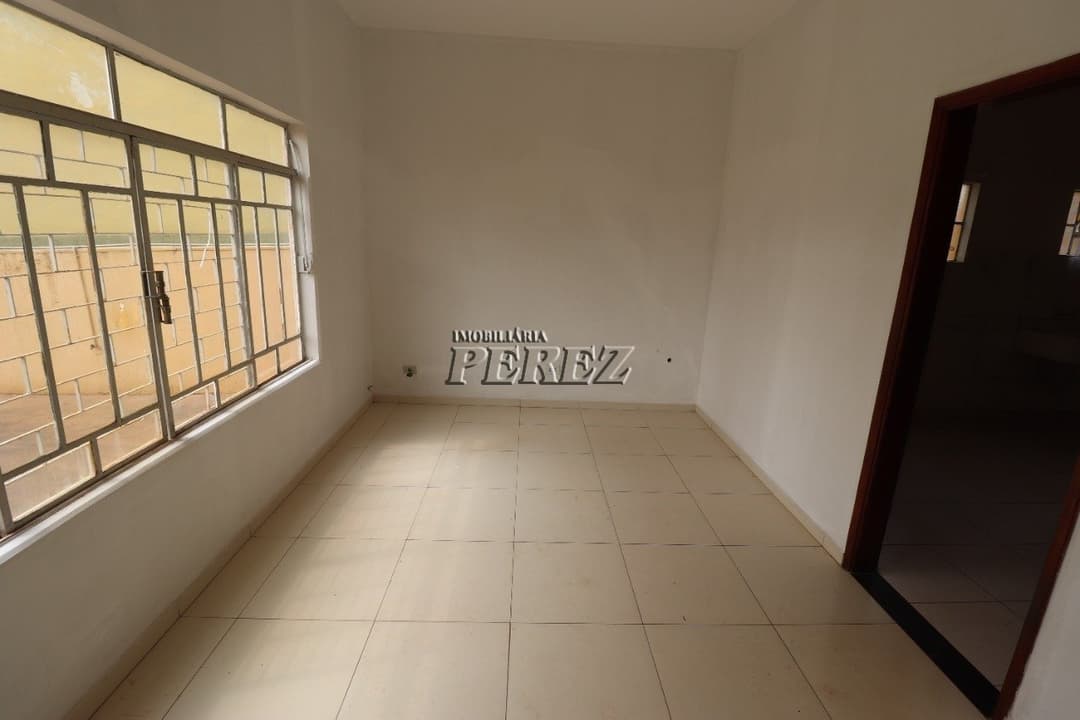 Casa, de 3 quartos, 223 m² à venda no Centro - Londrina/PR - Foto 12