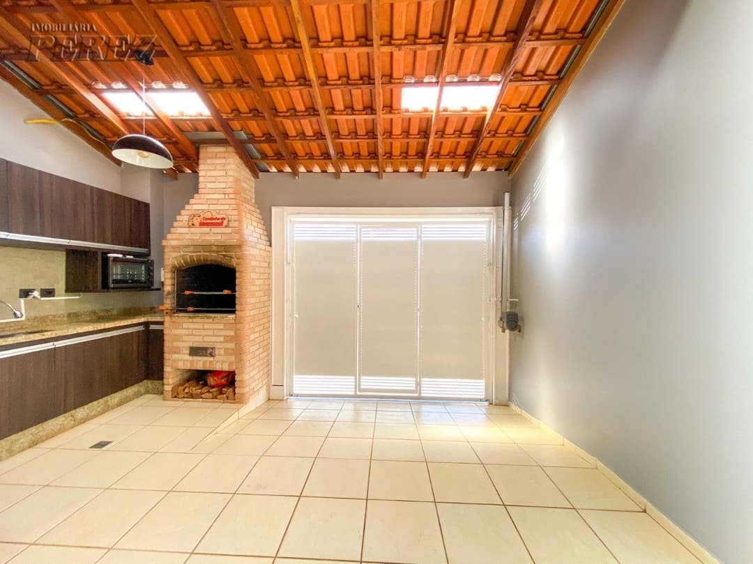 Casa, de 3 quartos, 81.27 m² para alugar no Residencial Veneza - Londrina/PR - Foto 1