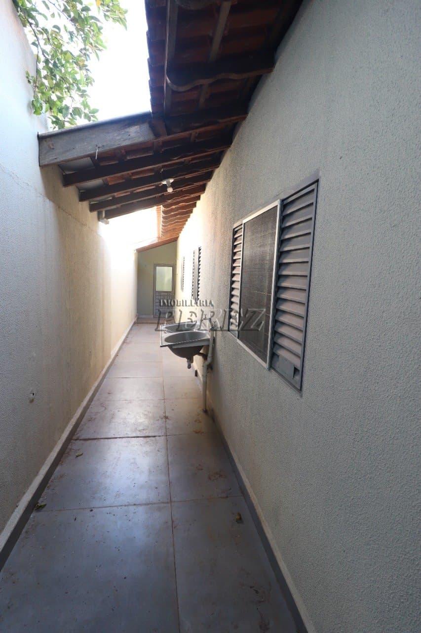 Casa para alugar no Califórnia, região leste em Londrina. - Foto 13