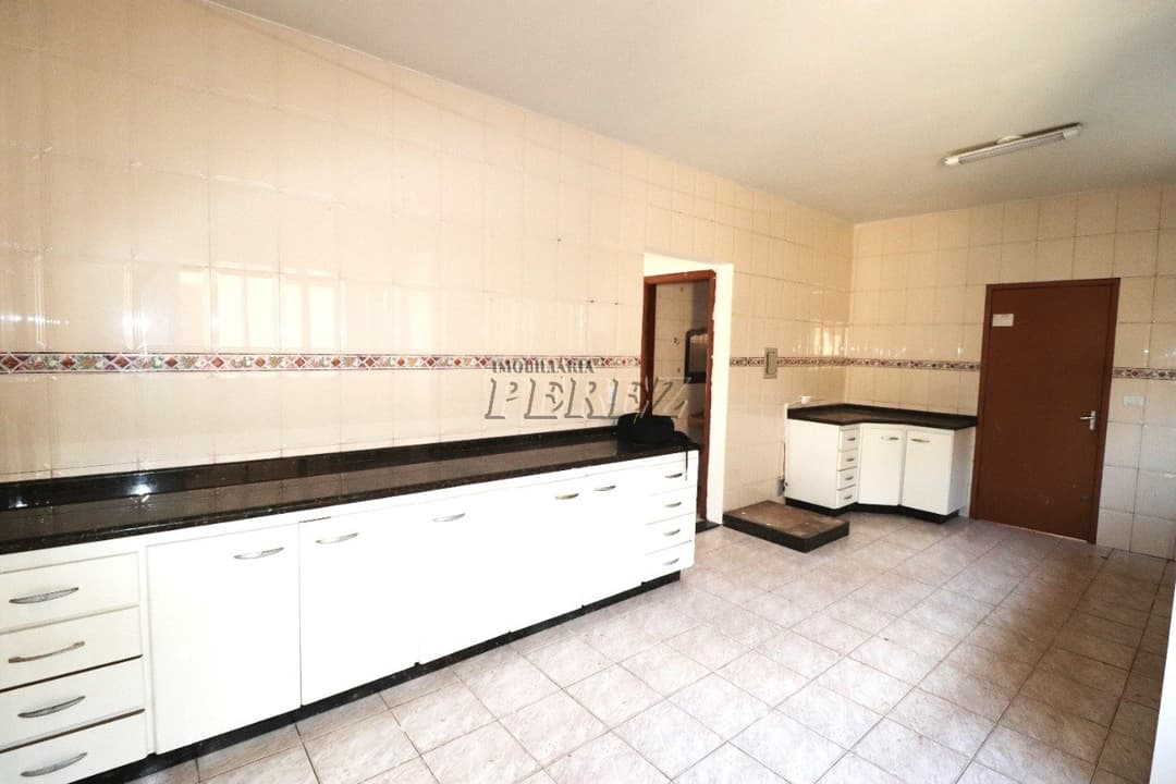 Sobrado, de 4 quartos, 169.25 m² à venda no Centro - Londrina/PR - Foto 2