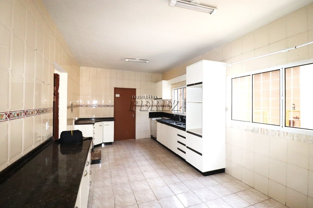 Sobrado, de 4 quartos, 169.25 m² à venda no Centro - Londrina/PR - Foto 3
