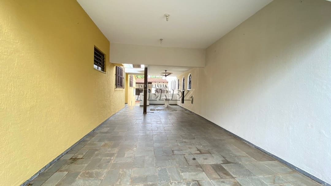 Casa, de 3 quartos, 344.94 m² à venda no Vila Larsen 1 - Londrina/PR - Foto 5