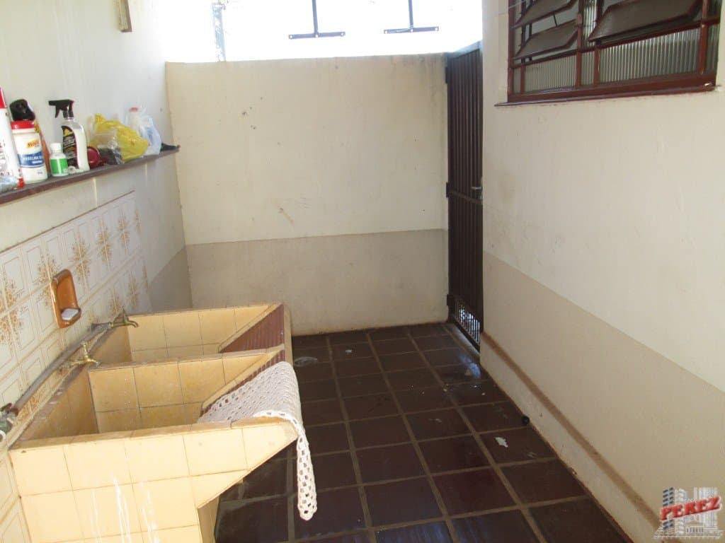 Casa à venda com Edícula Completa e Excelente Estrutura ? Conforto e Espaço para Toda a Família! - Foto 16