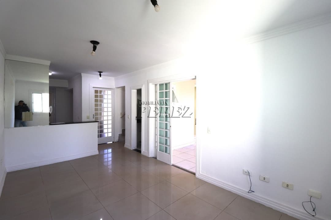 Sobrado no Condomínio Isadora, de 3 quartos, 128.75 m² à venda no Jardim Esperança - Londrina/PR - Foto 3