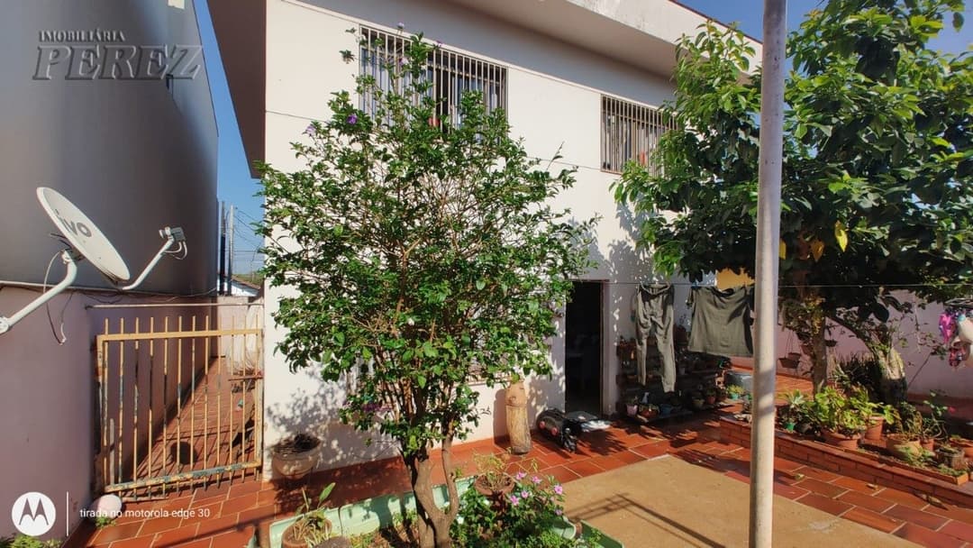 Sobrado, de 4 quartos, 226.35 m² à venda no Califórnia - Londrina/PR - Foto 9