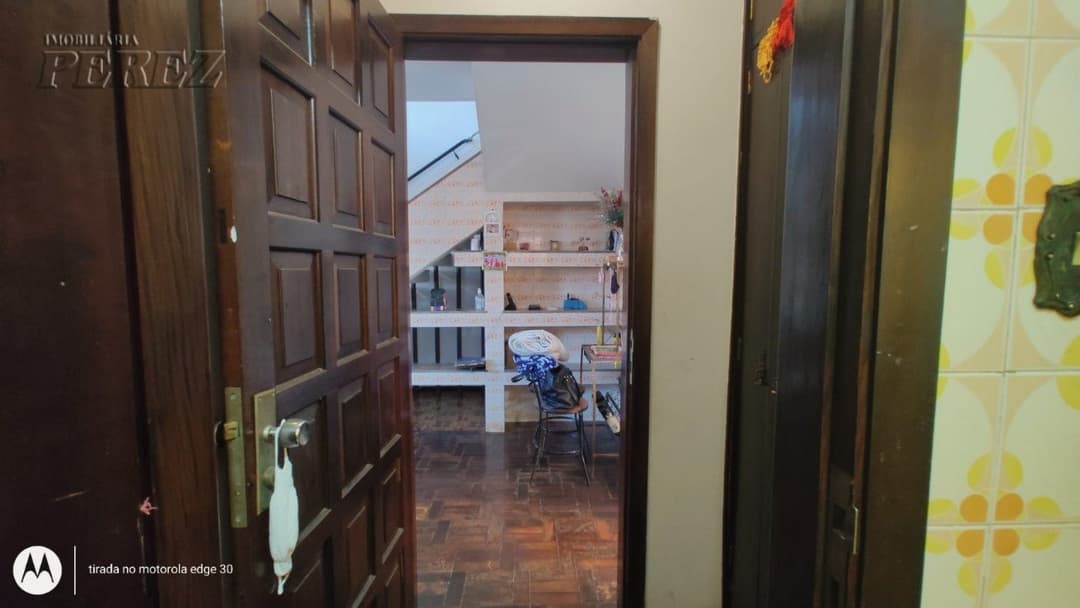 Sobrado, de 4 quartos, 226.35 m² à venda no Califórnia - Londrina/PR - Foto 15