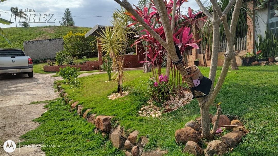 Imóveis Rurais no Condomínio De Chácaras Itaúna, de 3 quartos, 250 m² à venda no Ibiporã - Ibiporã/PR - Foto 0