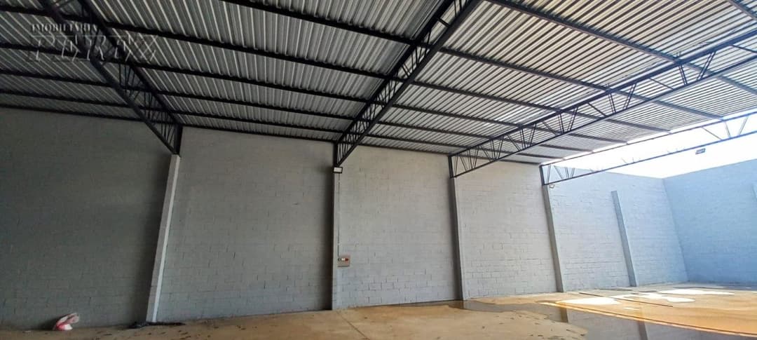 Galpão, 300 m² à venda no Aeroporto - Londrina/PR - Foto 6