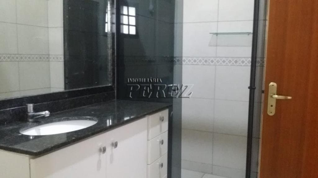 A Imobiliária Perez oferece a você uma ótima oportunidade de casa para venda em Londrina. - Foto 13