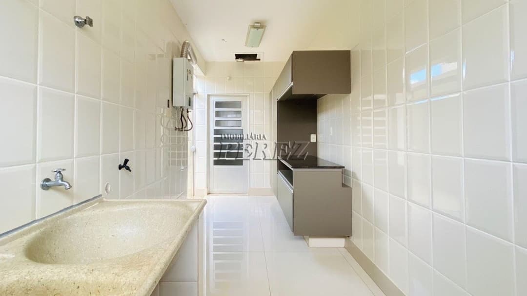 Casa, de 4 quartos, 360 m² para alugar no Parque Residencial Alcântara - Londrina/PR - Foto 16