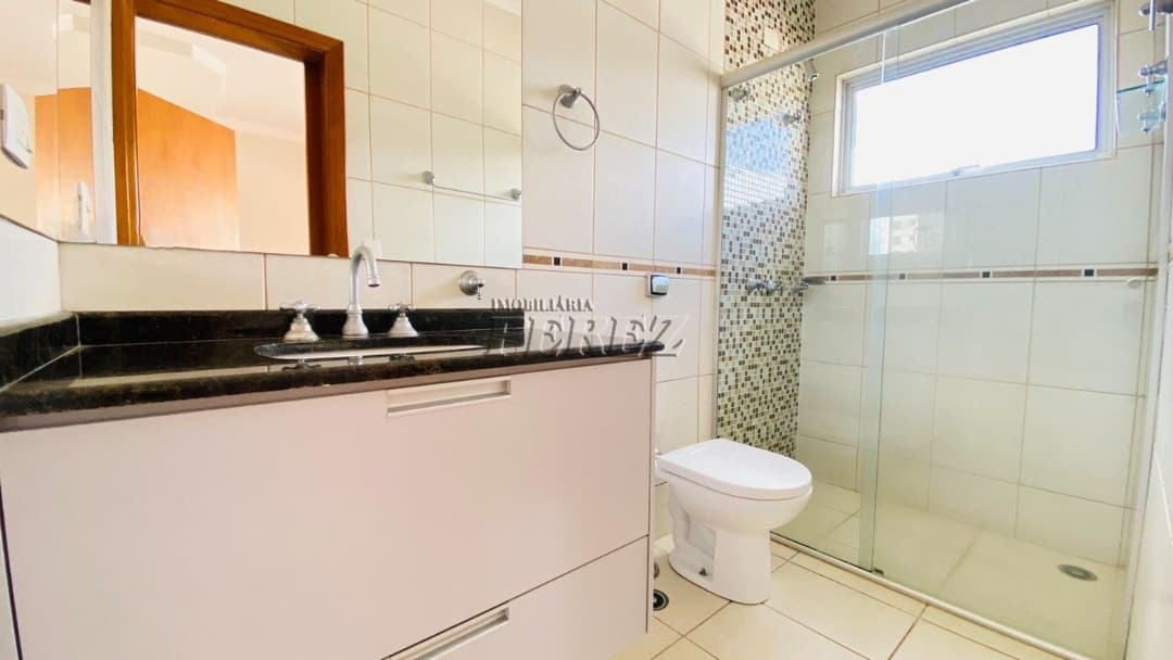 Casa, de 4 quartos, 360 m² para alugar no Parque Residencial Alcântara - Londrina/PR - Foto 36