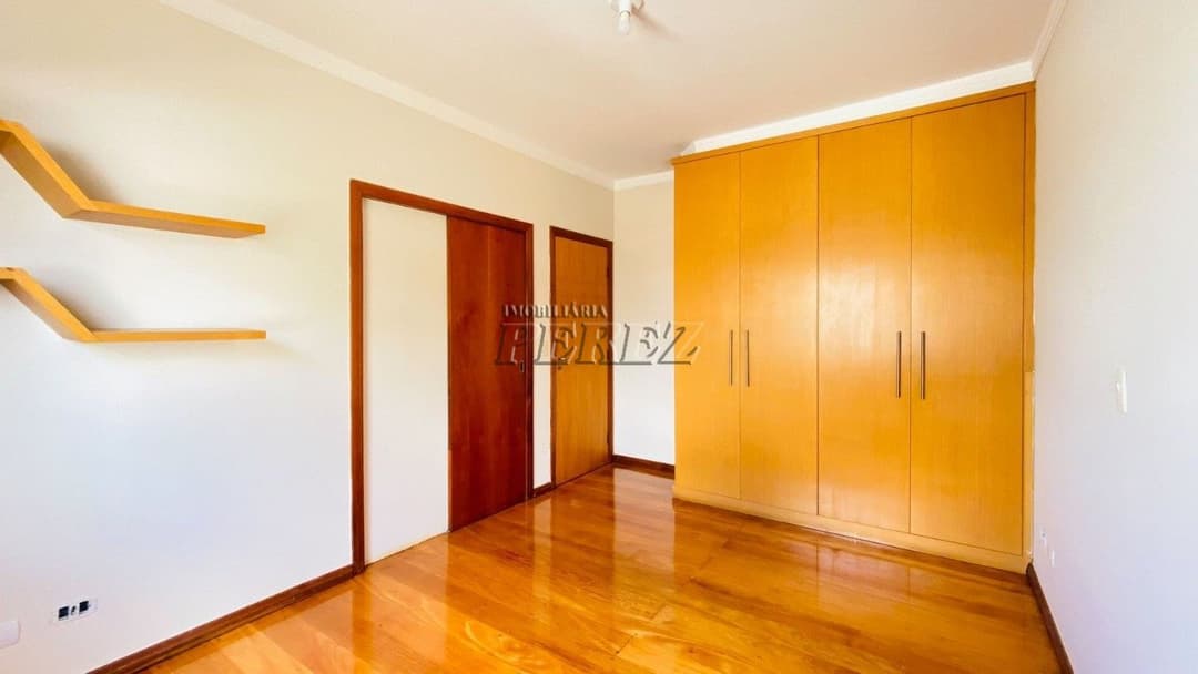 Casa, de 4 quartos, 360 m² para alugar no Parque Residencial Alcântara - Londrina/PR - Foto 39
