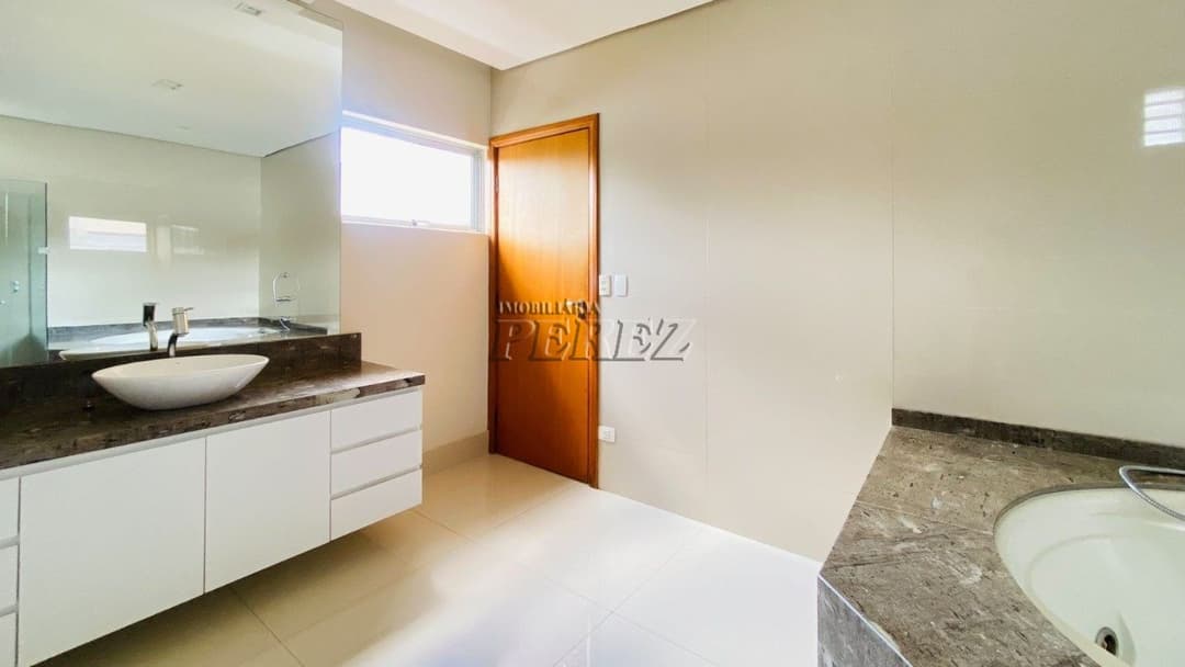 Casa, de 4 quartos, 360 m² para alugar no Parque Residencial Alcântara - Londrina/PR - Foto 47