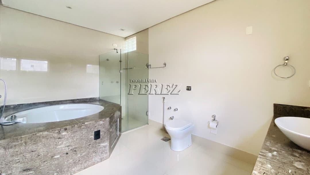 Casa, de 4 quartos, 360 m² para alugar no Parque Residencial Alcântara - Londrina/PR - Foto 46