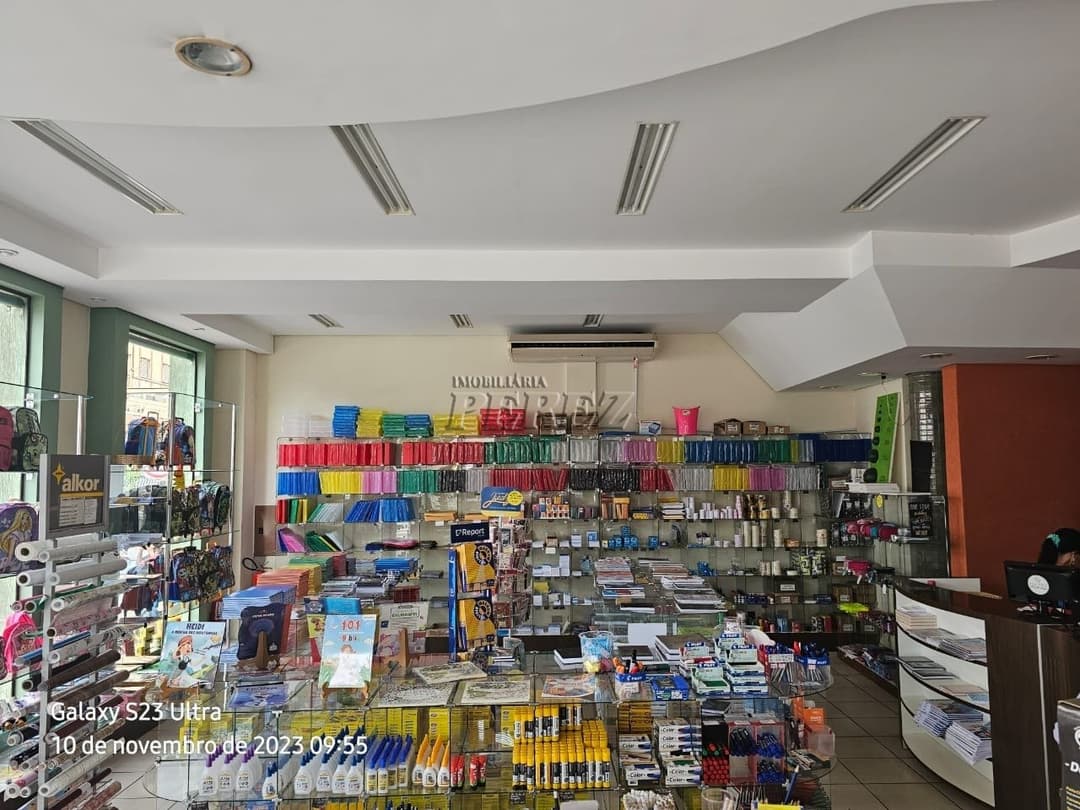 Imóvel comercial e residencial a venda na rua Interventor Manoel Ribas, no centro de  Rolândia . - Foto 9