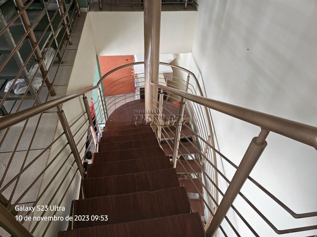 Imóvel comercial e residencial a venda na rua Interventor Manoel Ribas, no centro de  Rolândia . - Foto 12