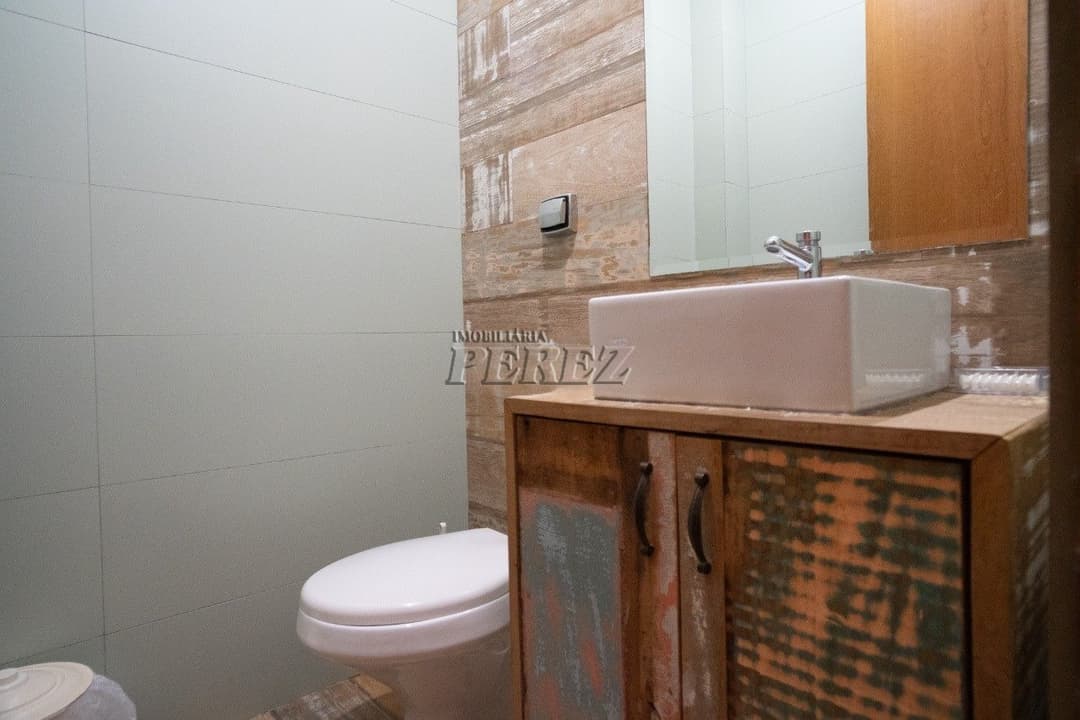 Imóvel comercial e residencial a venda na rua Interventor Manoel Ribas, no centro de  Rolândia . - Foto 23