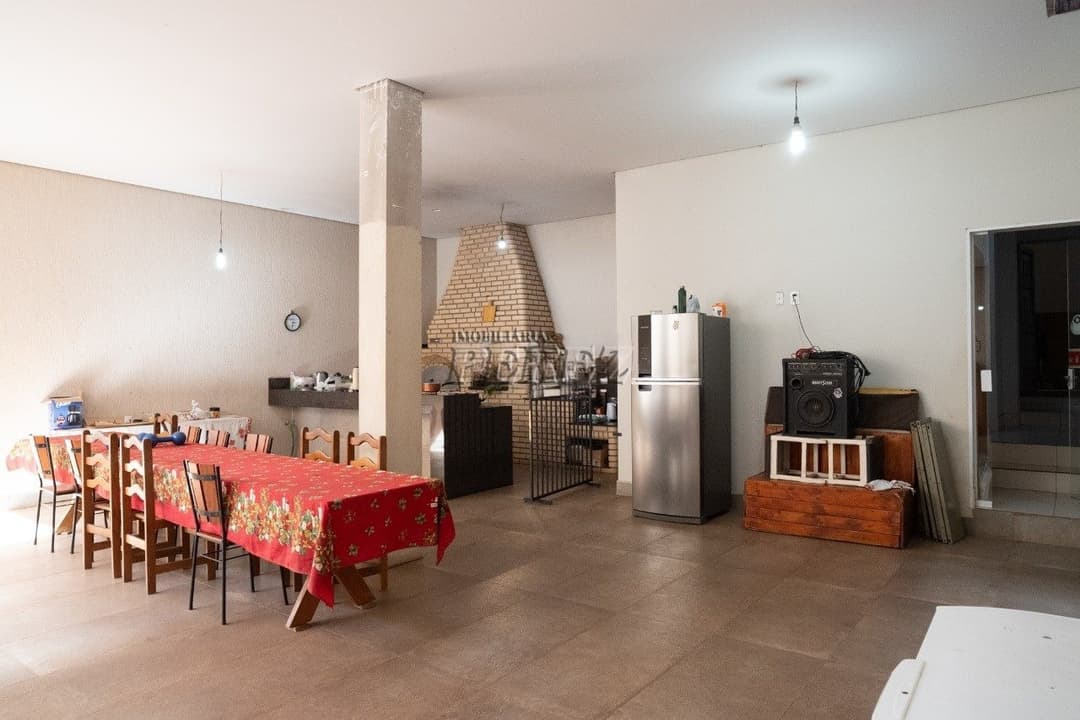 Imóvel comercial e residencial a venda na rua Interventor Manoel Ribas, no centro de  Rolândia . - Foto 28