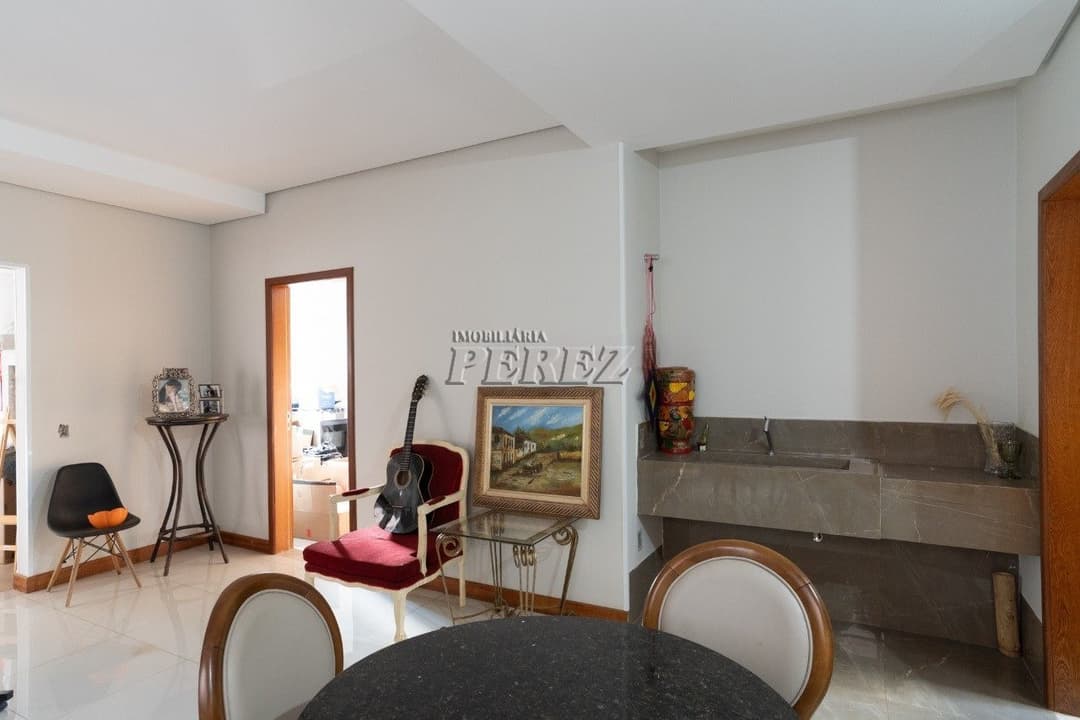 Imóvel comercial e residencial a venda na rua Interventor Manoel Ribas, no centro de  Rolândia . - Foto 26