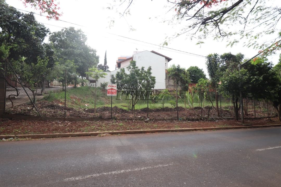 Terrenos à venda no Vila Penteriche - Londrina/PR - Foto 0