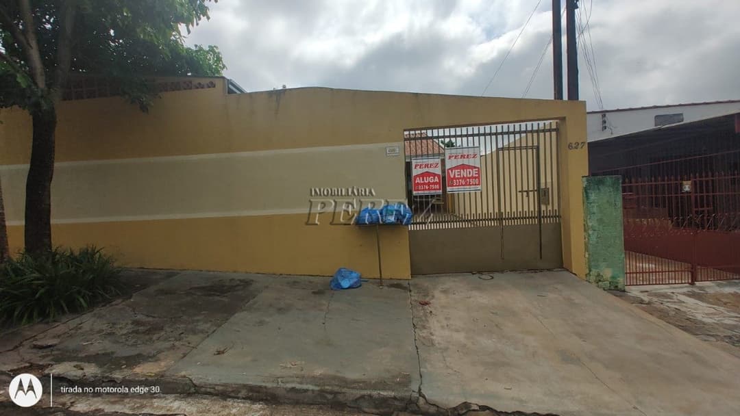 Casa a venda na rua Juracy Huga Cabral Messias, jardim Planalto londrina - Foto 0