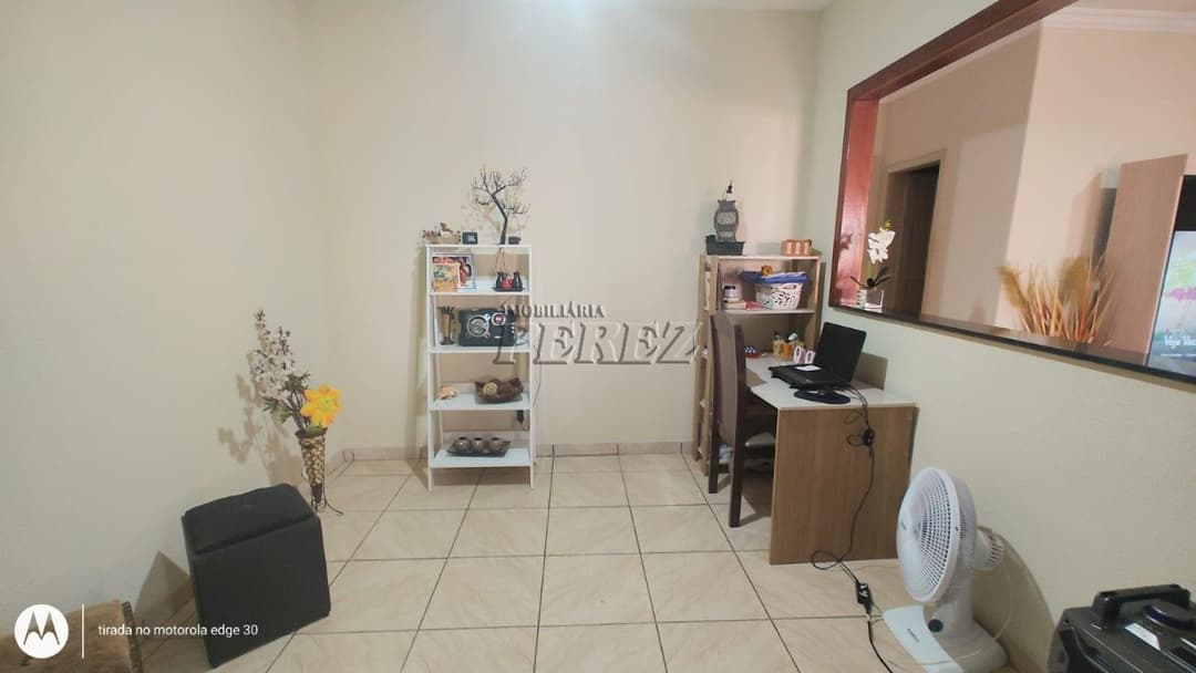 Casa a venda na rua Juracy Huga Cabral Messias, jardim Planalto londrina - Foto 23