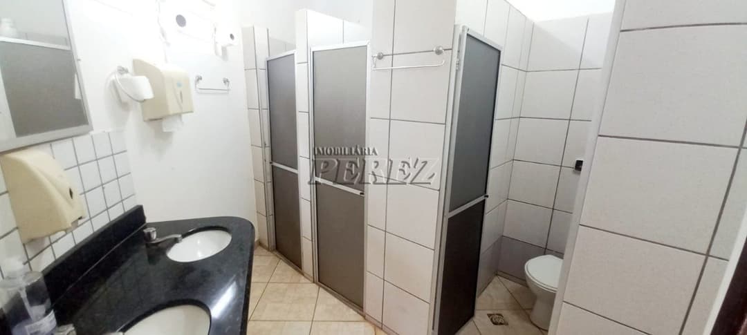 Imóveis Rurais, de 5 quartos, 1000 m² para alugar no Limoeiro - Londrina/PR - Foto 9