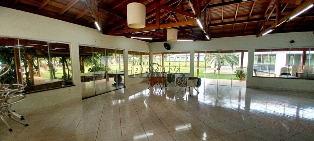 Imóveis Rurais, de 5 quartos, 1000 m² para alugar no Limoeiro - Londrina/PR - Foto 16