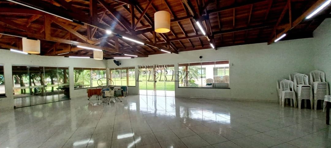 Imóveis Rurais, de 5 quartos, 1000 m² para alugar no Limoeiro - Londrina/PR - Foto 17