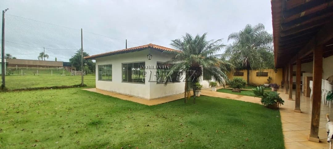 Imóveis Rurais, de 5 quartos, 1000 m² para alugar no Limoeiro - Londrina/PR - Foto 22
