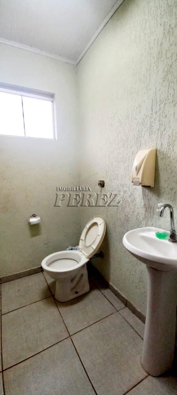 Imóveis Rurais, de 5 quartos, 1000 m² para alugar no Limoeiro - Londrina/PR - Foto 36