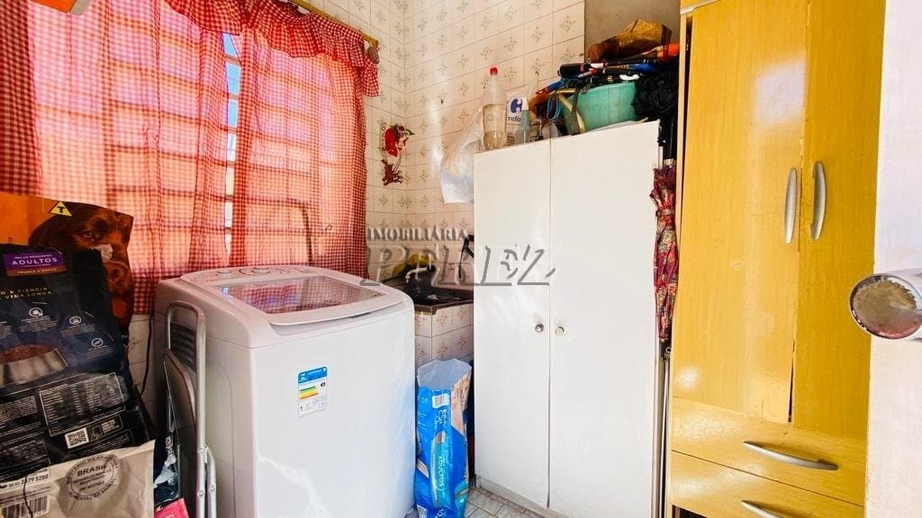 Casa a venda na rua Serra dos Andes, jardim Messiânico londrina - Foto 18