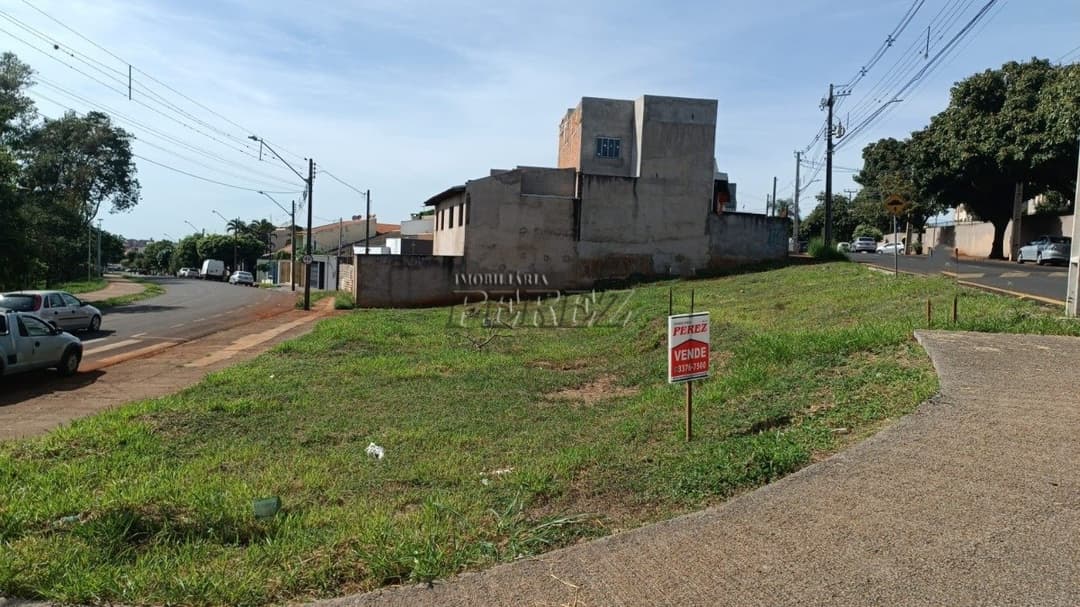 Terrenos à venda no Lagoa Dourada - Londrina/PR - Foto 1