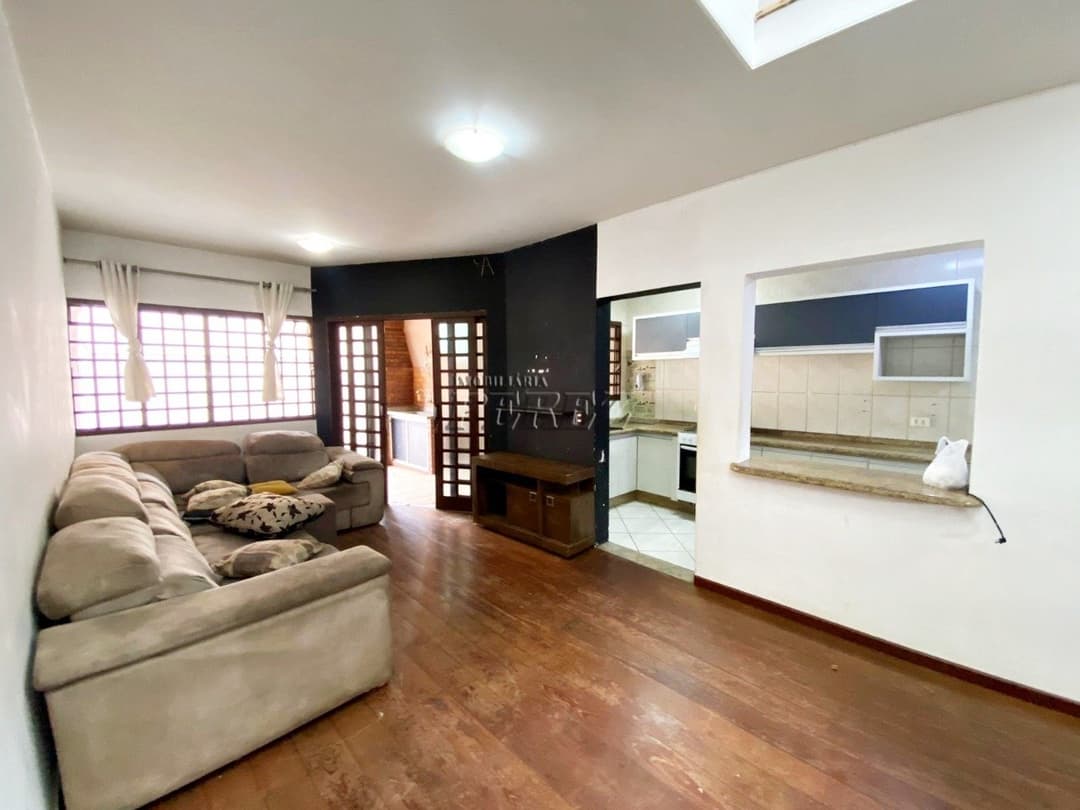 Casa, de 3 quartos, 159.58 m² à venda no Antares - Londrina/PR - Foto 2