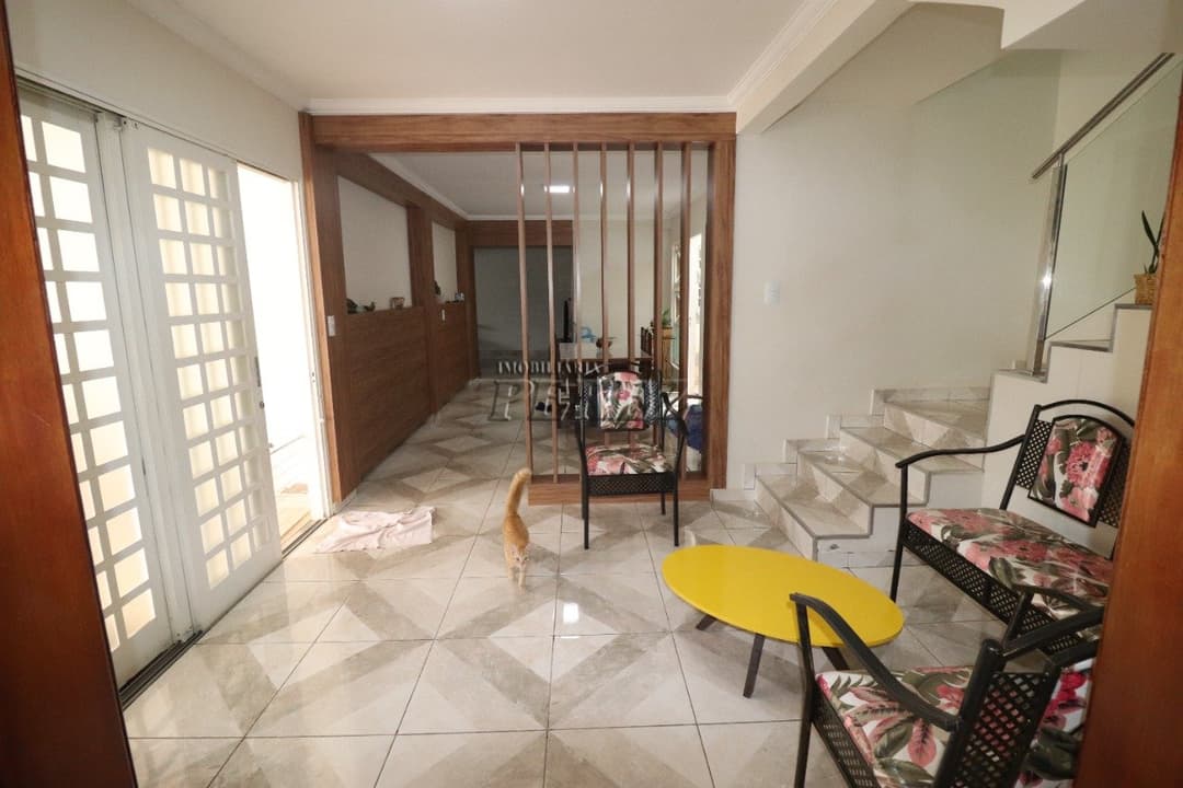 Casa, de 4 quartos, 195 m² à venda no Novo Aeroporto - Londrina/PR - Foto 13