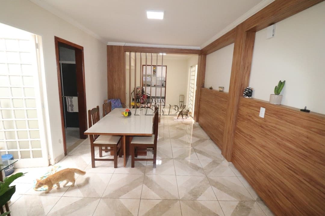 Casa, de 4 quartos, 195 m² à venda no Novo Aeroporto - Londrina/PR - Foto 16