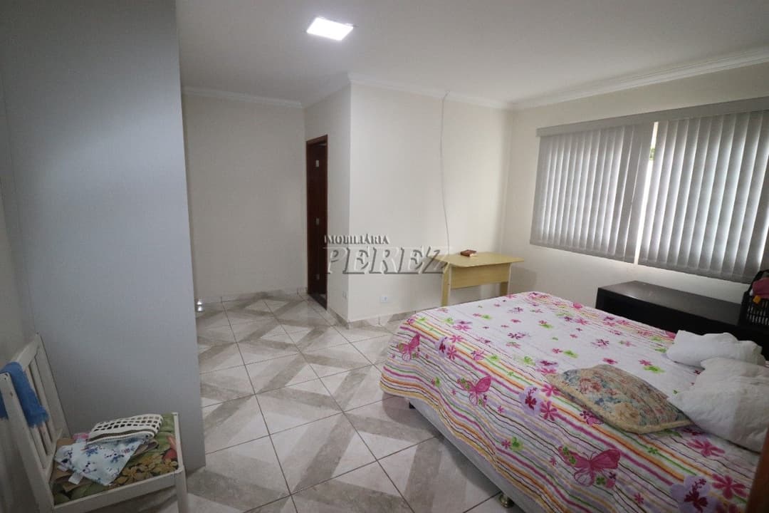 Casa, de 4 quartos, 195 m² à venda no Novo Aeroporto - Londrina/PR - Foto 21