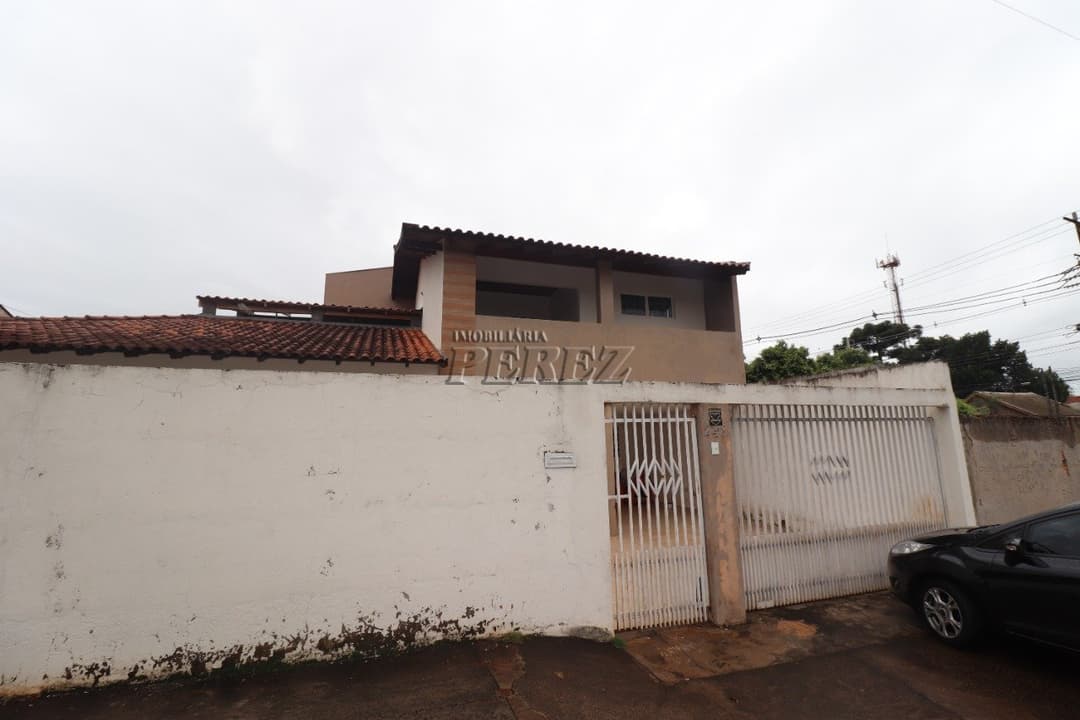 Casa, de 4 quartos, 195 m² à venda no Novo Aeroporto - Londrina/PR - Foto 24
